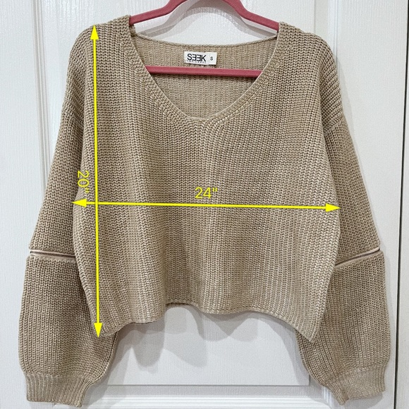LF Sipper Sweater - Picture 6 of 6